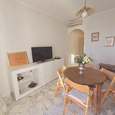 Casa Jurmala Daire Sanremo